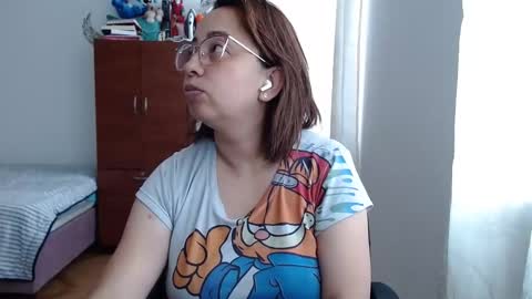 LUMI     online show from 02/09/25, 12:19