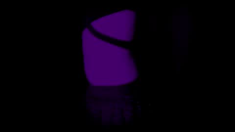 Snapshot of lumiere_nuit chatting on 11/04/25, 02:43 lumiere_nuit online show from 11/04/25, 02:43