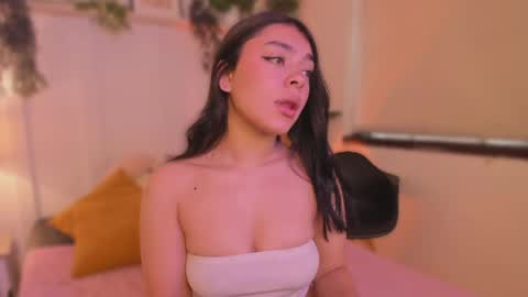 Snapshot of lummii_ chatting on 05/22/26, 01:50 lummii_ online show from 05/22/26, 01:50