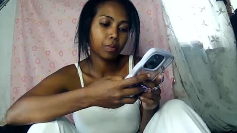 Luna online show from 02/13/25, 12:11