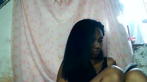 Luna online show from 02/22/25, 09:45