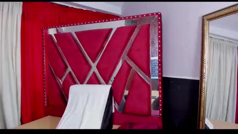 Snapshot of luna021_1 chatting on 09/27/25, 07:30 Luna  online show from 09/27/25, 07:30