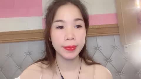 Snapshot of luna4739 chatting on 03/15/26, 05:46 Luna online show from 03/15/26, 05:46