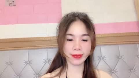 Snapshot of luna4739 chatting on 03/18/26, 07:50 Luna online show from 03/18/26, 07:50