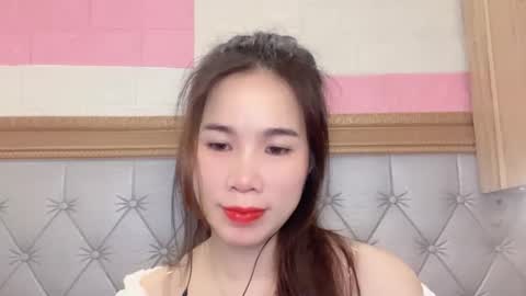 Snapshot of luna4739 chatting on 03/26/26, 03:28 Luna online show from 03/26/26, 03:28