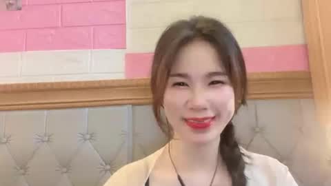 Snapshot of luna4739 chatting on 04/05/26, 07:49 Luna online show from 04/05/26, 07:49