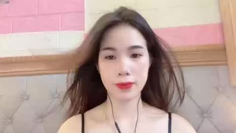 Snapshot of luna4739 chatting on 04/08/26, 06:35 Luna online show from 04/08/26, 06:35