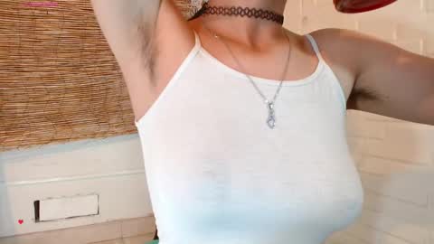 Luna online show from 09/22/25, 05:31