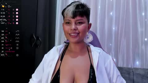 Snapshot of luna__cute chatting on 03/01/25, 04:47 Luna online show from 03/01/25, 04:47