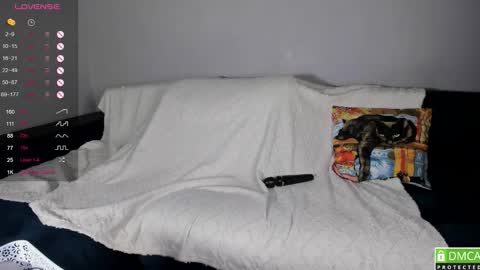 Snapshot of luna__l chatting on 03/17/26, 01:21 Alice online show from 03/17/26, 01:21