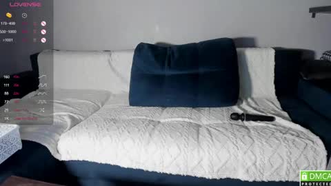 Snapshot of luna__l chatting on 04/13/26, 08:47 Alice online show from 04/13/26, 08:47