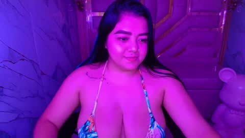 Snapshot of luna__r_ chatting on 04/23/26, 03:30 Luna online show from 04/23/26, 03:30