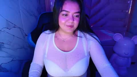 Snapshot of luna__r_ chatting on 05/06/26, 07:46 Luna online show from 05/06/26, 07:46
