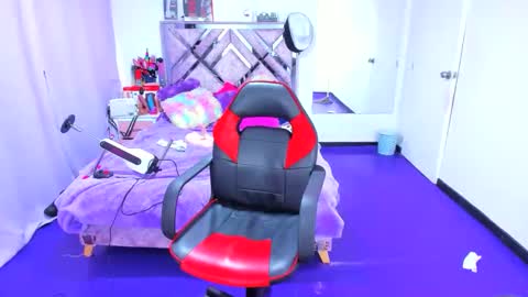 luna_analya online show from 02/03/26, 12:43