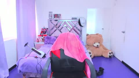 luna_analya online show from 02/07/26, 03:27