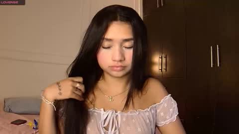 luna and banji online show from 01/15/26, 01:59