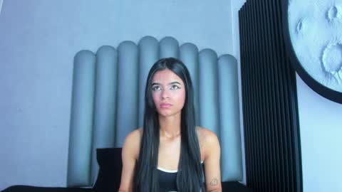 luna_bella_23 online show from 05/16/26, 03:14