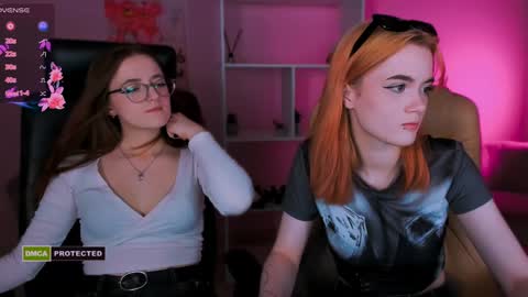 luna_berryy online show from 01/28/25, 08:36