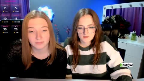 luna_berryy online show from 02/07/25, 05:31