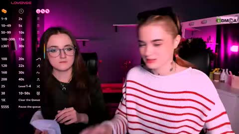 luna_berryy online show from 03/01/25, 08:10