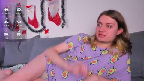 Luna online show from 01/11/26, 12:32