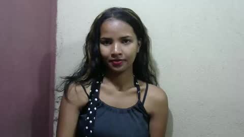 Snapshot of luna_cherry0 chatting on 04/13/26, 04:07 Laura online show from 04/13/26, 04:07