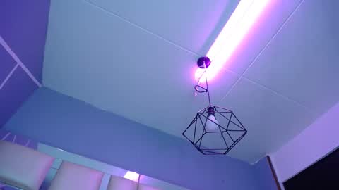 LUNA  online show from 12/05/24, 10:12
