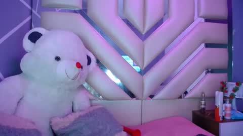 LUNA  online show from 01/16/25, 08:22