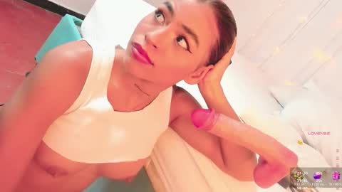 luna_cute_2 online show from 01/06/26, 04:05