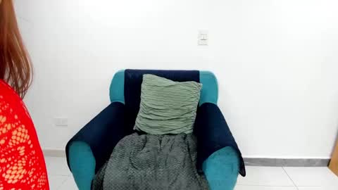 luna  online show from 02/15/25, 12:48