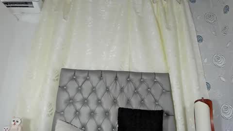 Luna Eva online show from 01/09/25, 06:36