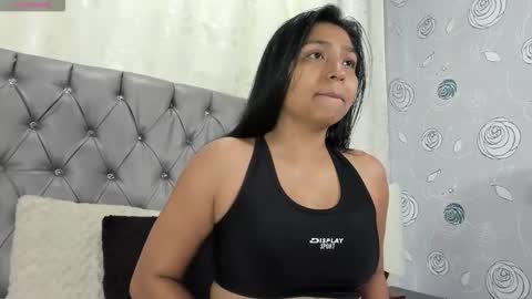 Luna Eva online show from 01/06/26, 01:59