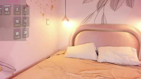 Snapshot of luna_ferrari chatting on 04/11/26, 11:47 luna_ferrari online show from 04/11/26, 11:47