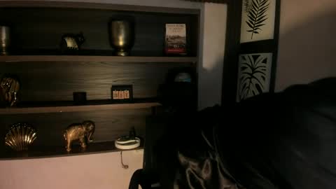 Snapshot of luna_ferrari chatting on 04/17/26, 12:30 luna_ferrari online show from 04/17/26, 12:30