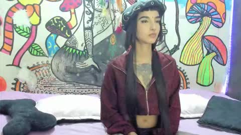 luna_gc online show from 09/25/25, 08:34