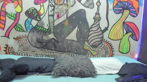 luna_gc online show from 10/22/25, 09:58