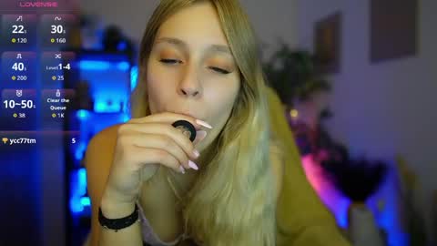 Snapshot of luna_grace18 chatting on 04/22/26, 02:18 luna_grace18 online show from 04/22/26, 02:18