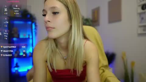 Snapshot of luna_grace18 chatting on 05/06/26, 01:27 luna_grace18 online show from 05/06/26, 01:27
