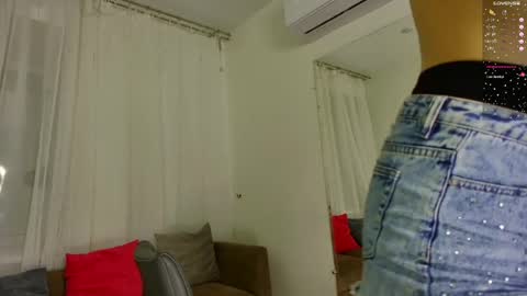 Luna online show from 05/23/26, 01:48