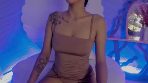 luna_hot_ass online show from 11/03/25, 07:04