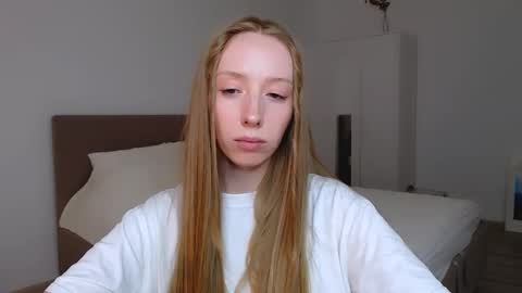 Luna online show from 12/09/24, 03:07