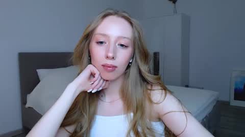 Luna online show from 12/12/24, 09:15