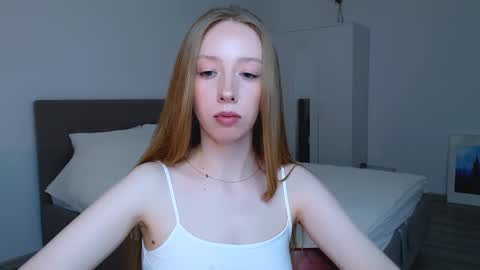 Luna online show from 12/15/24, 08:58