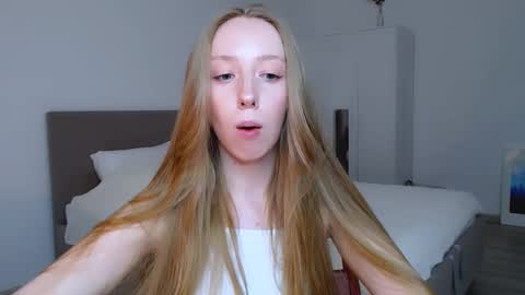 Luna online show from 03/02/25, 10:38