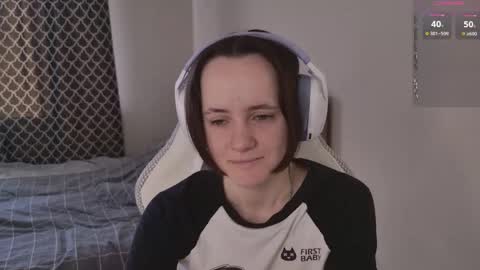 luna_loveeee online show from 04/17/26, 05:10