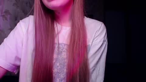 Luna online show from 01/02/25, 06:34