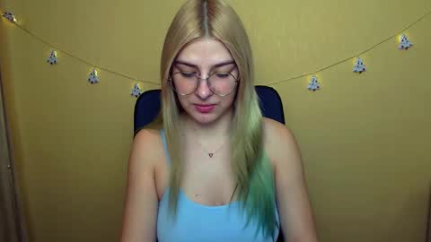 Luna online show from 12/09/24, 10:22