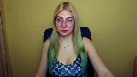 Luna online show from 01/08/25, 08:16