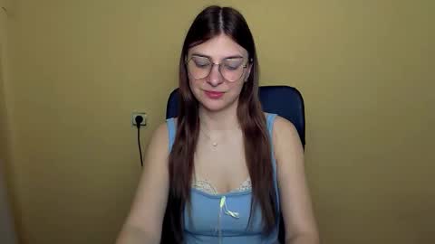 Luna online show from 02/28/26, 08:04