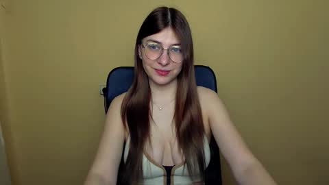 Luna online show from 03/07/26, 08:11